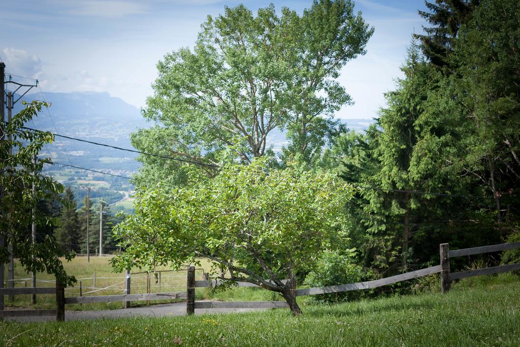 Le Bonheur Dans Le Pre Hotel Lucinges Bagian luar foto